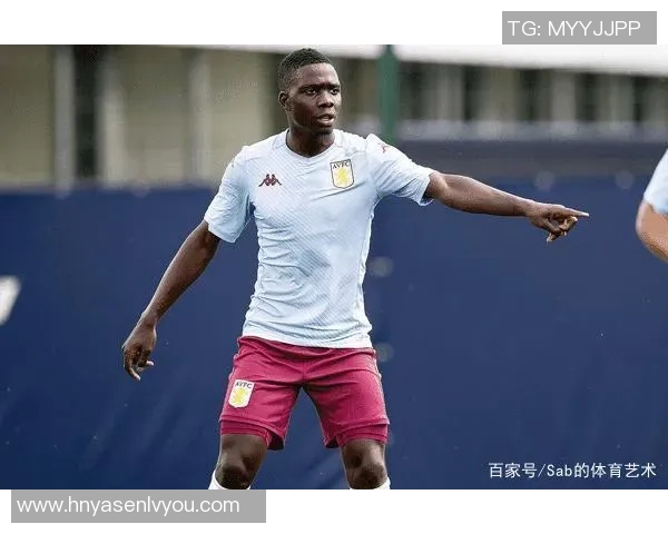 非洲足球王者:各国队伍中的耀眼球星 非洲足球王者:各国队伍中的耀眼球星